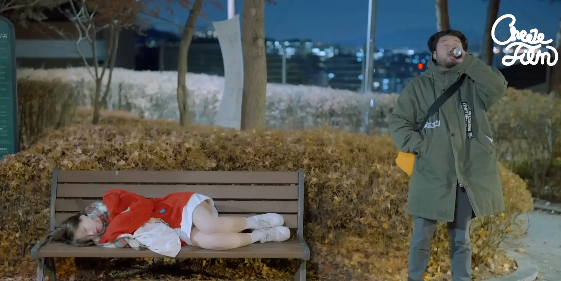 《毛茸茸的世界》：一部治愈心灵的奇幻之旅，带你逃离现实的焦虑